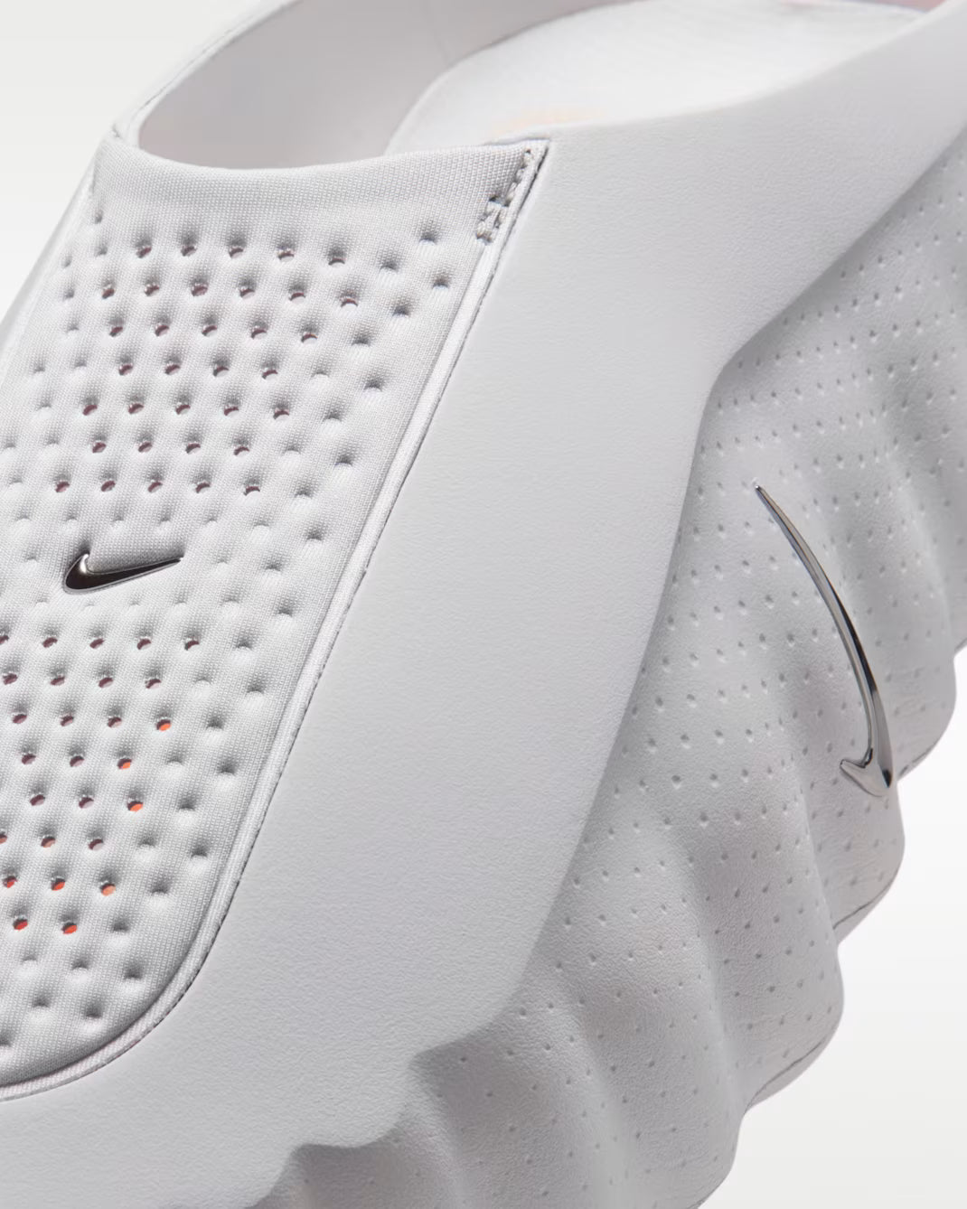 Nike Mind 001 Mules d'avant-match